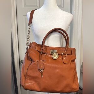 Michael Kors Hamilton Moderne Large Leather Satchel - Cognac Brown